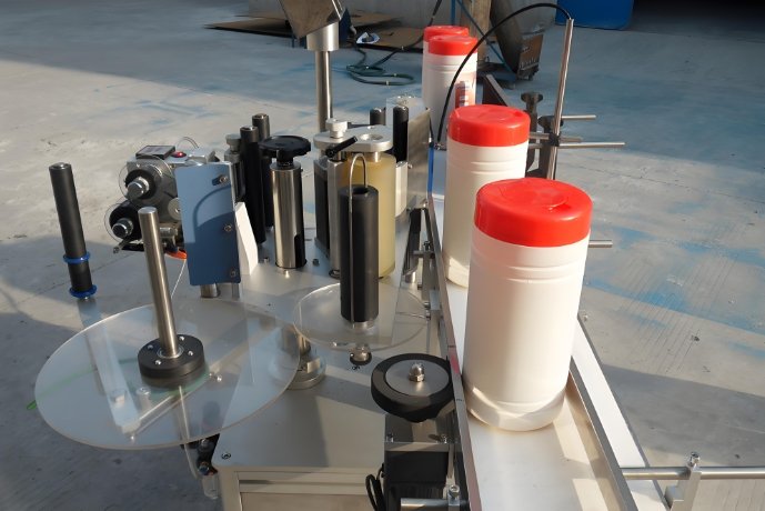 Labeling Machine