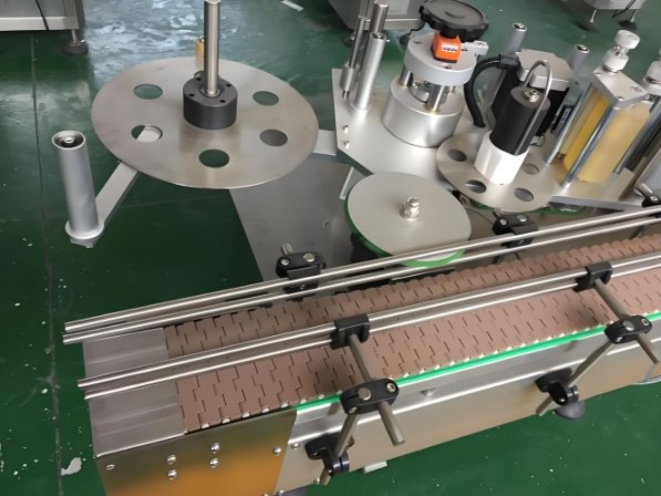 Labeling Machine