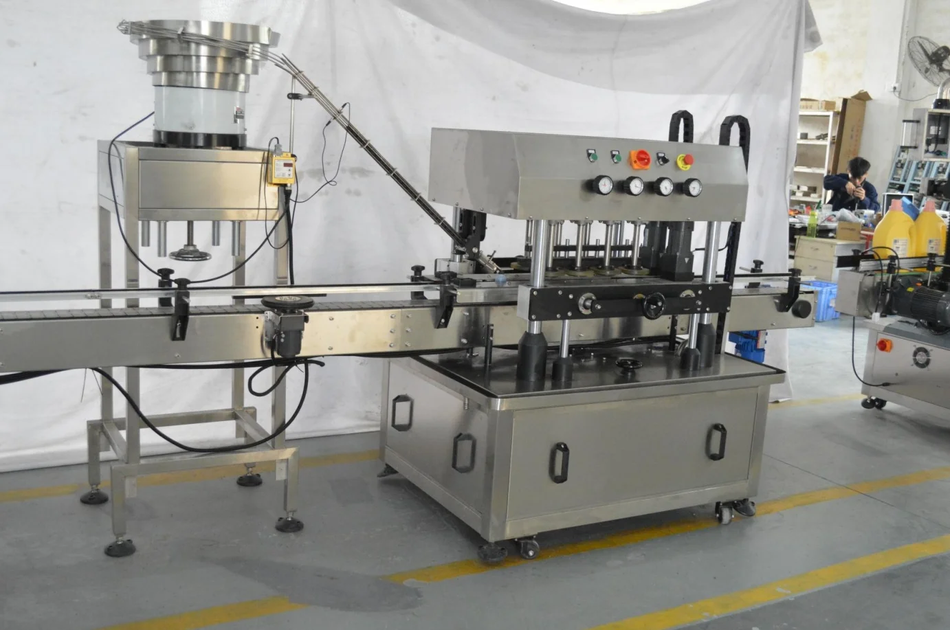 High-Speed Capping Machine for Fast & Accurate Sealing