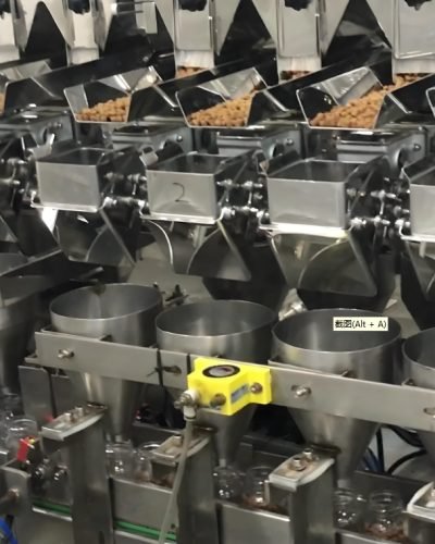 Hopper Feeding System for Packaging