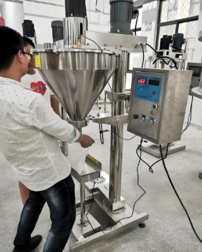 Multi-head powder filling line operating in industrial facility